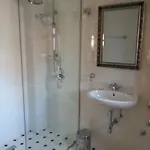 Dvori Svetog Mihaela