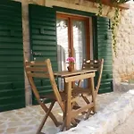 Dvori Svetog Mihaela