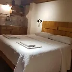 Dvori Svetog Mihaela Διαμέρισμα *