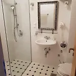 Dvori Svetog Mihaela Διαμέρισμα *