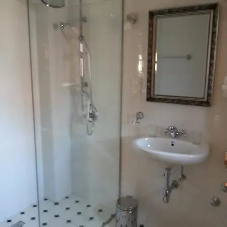 Dvori Svetog Mihaela