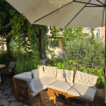 Dvori Svetog Mihaela