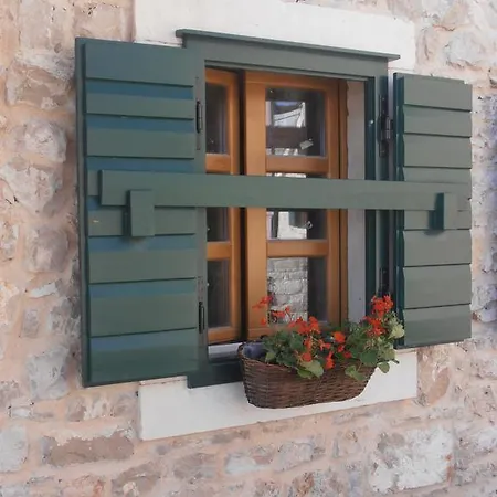 Apartment Dvori Svetog Mihaela
