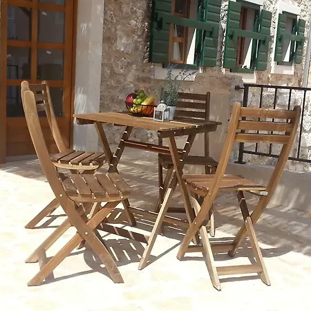 דירה Dvori Svetog Mihaela