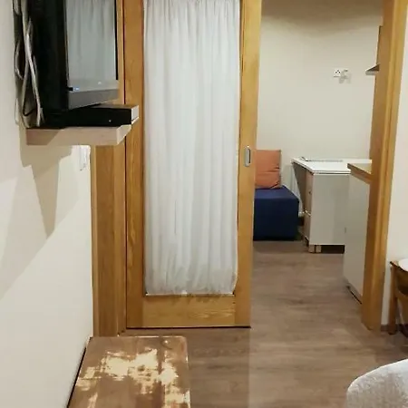 Dvori Svetog Mihaela شيبينيك