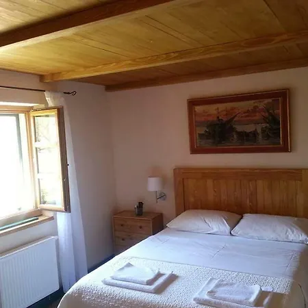 Dvori Svetog Mihaela