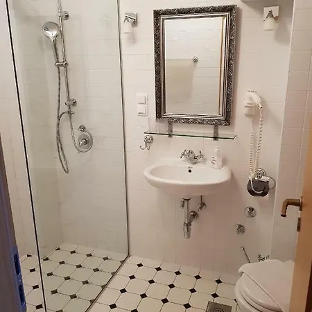 Dvori Svetog Mihaela Apartment *