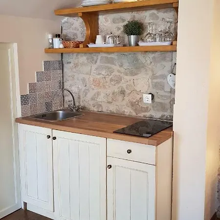 Dvori Svetog Mihaela * Sibenik