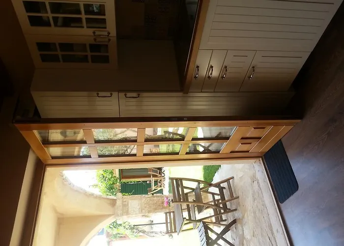 Dvori Svetog Mihaela Daire *