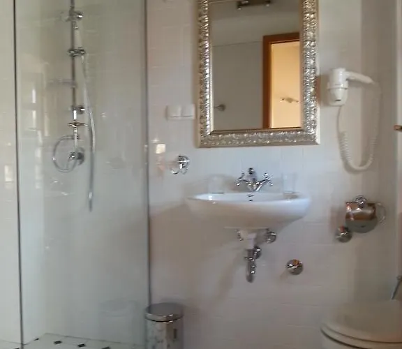 Dvori Svetog Mihaela