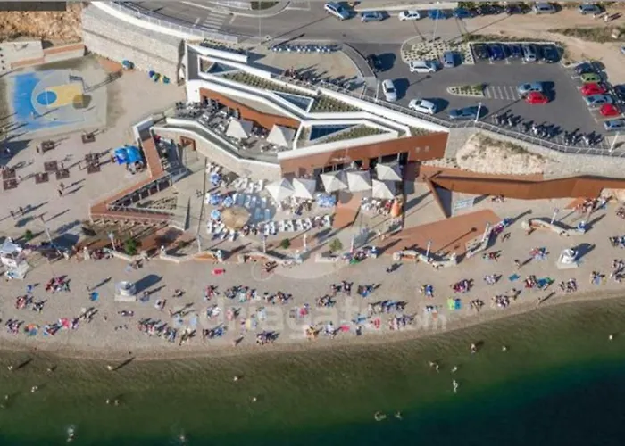 Dvori Svetog Mihaela * 시베니크