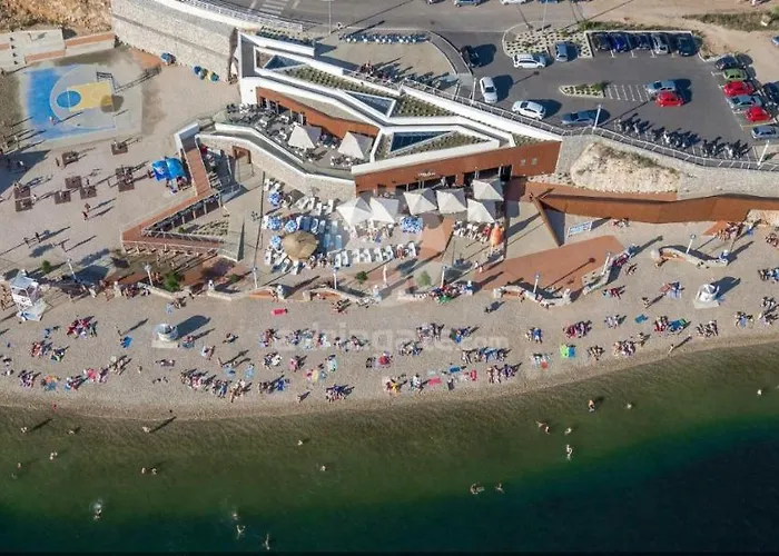 Dvori Svetog Mihaela * 시베니크