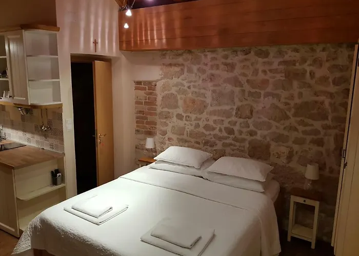 Daire Dvori Svetog Mihaela Šibenik