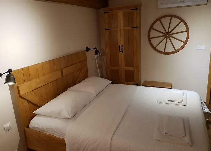 Dvori Svetog Mihaela 아파트 *