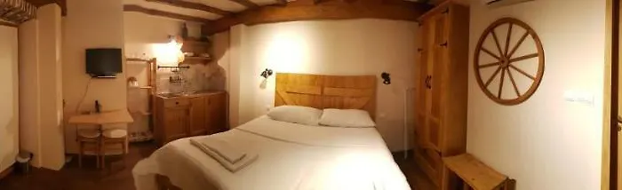 Dvori Svetog Mihaela