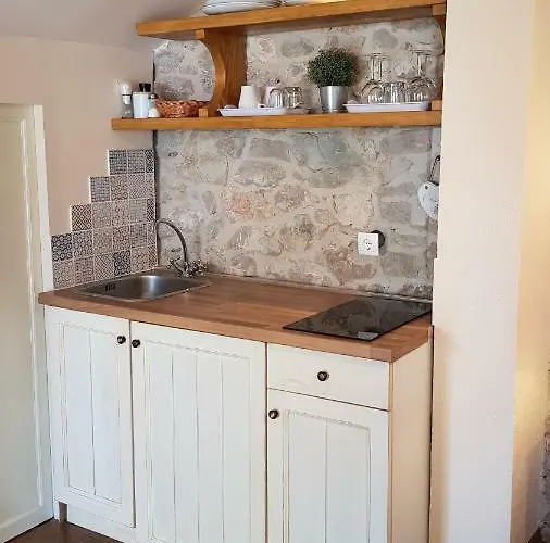 Dvori Svetog Mihaela * Šibenik